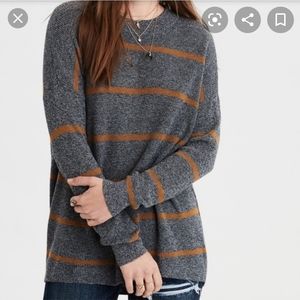 AE / Oversized crew neck sweater